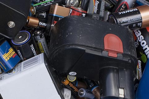 废品电池回收价格_废旧镉镍电池回收_废旧蓄电池回收报价